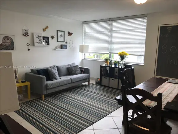 1075 93rd St #404, Bay Harbor Islands, FL 33154