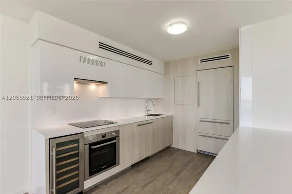 11 Island Ave #1111, Miami Beach, FL 33139