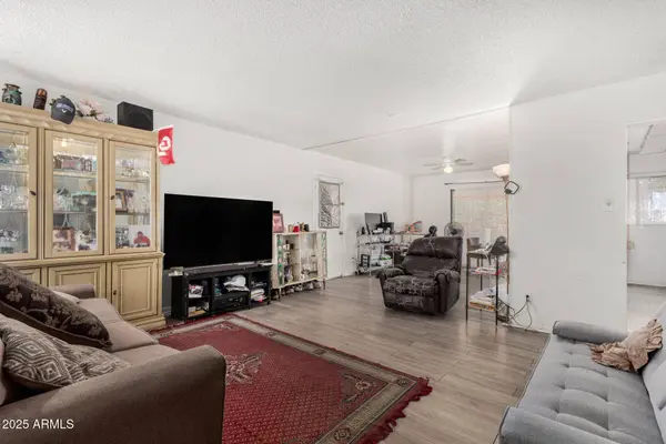 7931 W EARLL Drive, Phoenix, AZ 85033