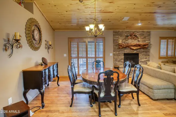 2929 PINE RIM Road, Overgaard, AZ 85933