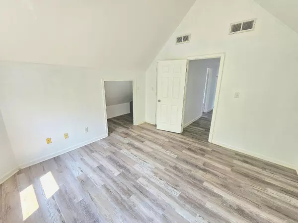 483 Ferry Street #3, New Haven, CT 06513