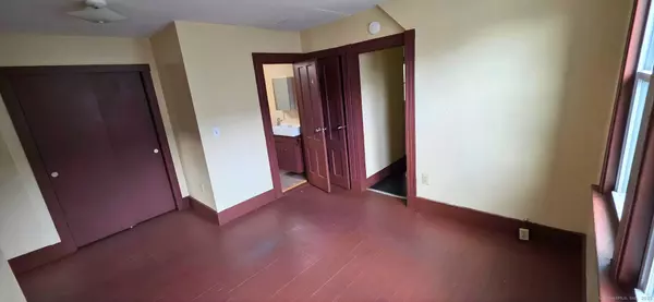 186 Farren Avenue #3, New Haven, CT 06513