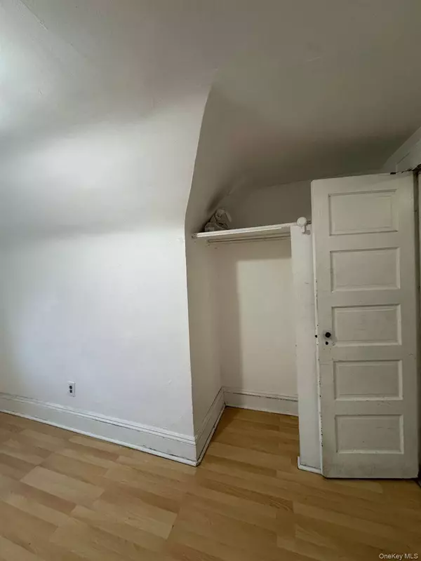 10220 Remington ST, Jamaica, NY 11435