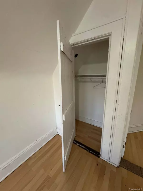 10220 Remington ST, Jamaica, NY 11435