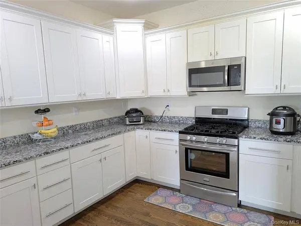 304 Boulder Ridge RD, South Salem, NY 10590