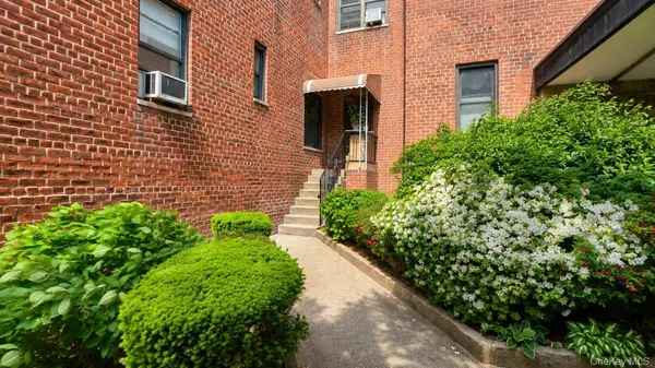 11 Bronx River RD #1M, Yonkers, NY 10704