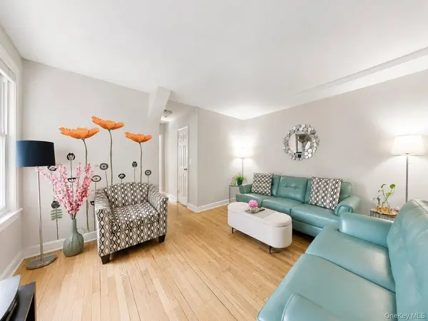 11 Bronx River RD #1M, Yonkers, NY 10704