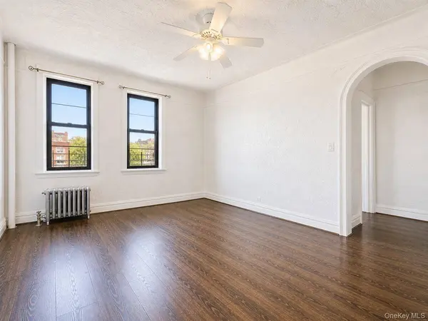 700 Oakland PL #3A, Bronx, NY 10457
