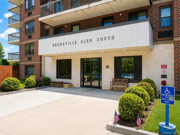 1376 Midland AVE #605, Bronxville, NY 10708