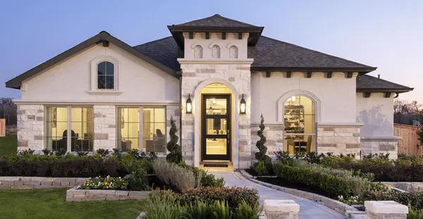 Moving to Dallas–Fort Worth | Buy or Lease with Confidence,Jessica Niter