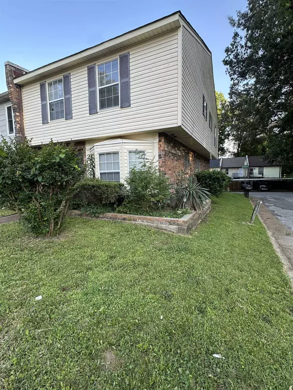 2093 WOODEN HEART CT #27, Memphis, TN 38116