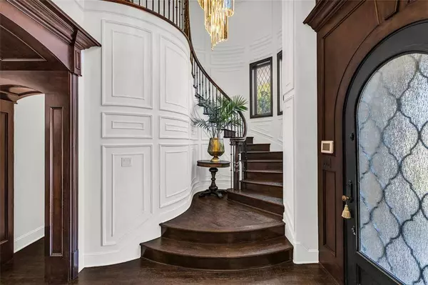 8900 Baltusrol Drive, Flower Mound, TX 75022