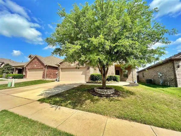 1941 Velarde Road, Fort Worth, TX 76131