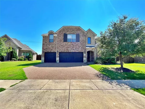 2204 Bent Creek Court, Mansfield, TX 76063
