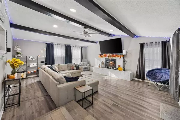 4929 Ira Street, Haltom City, TX 76117