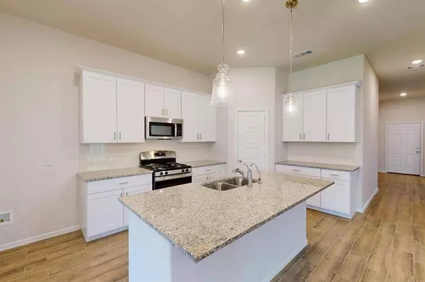 1736 Opaca Drive, Fort Worth, TX 76131