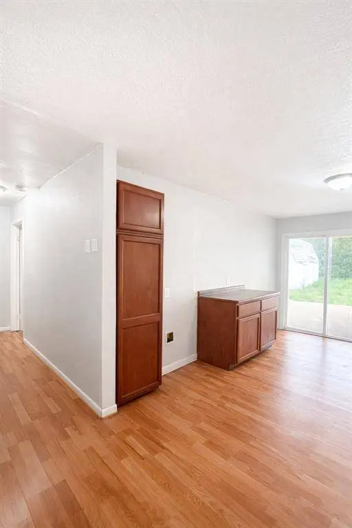 1413 Lindsey Street, Fort Worth, TX 76105