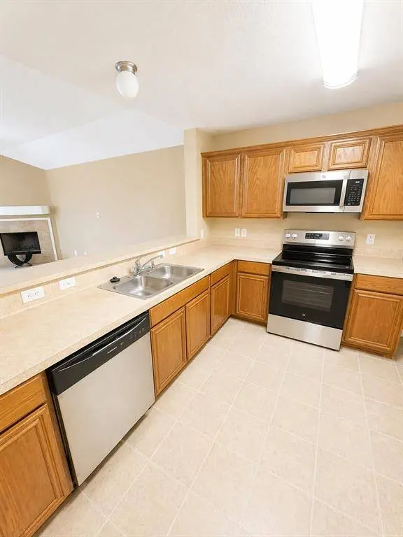 4553 High Cotton Trail, Fort Worth, TX 76179