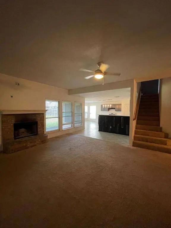 825 Forest Heights Drive, Fort Worth, TX 76036