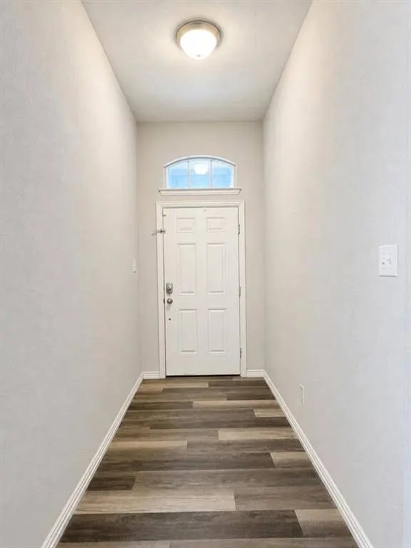 2024 Belshire Court, Fort Worth, TX 76140