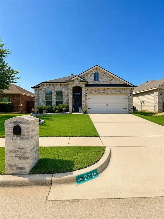 2024 Belshire Court, Fort Worth, TX 76140