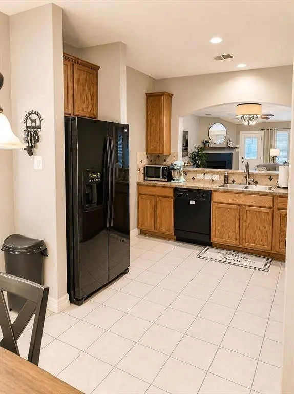 1516 Canary Drive, Little Elm, TX 75068