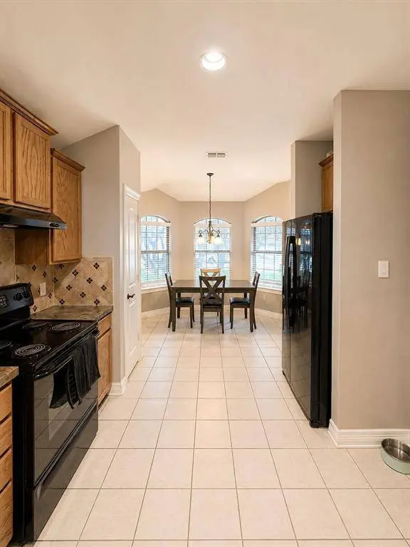 1516 Canary Drive, Little Elm, TX 75068