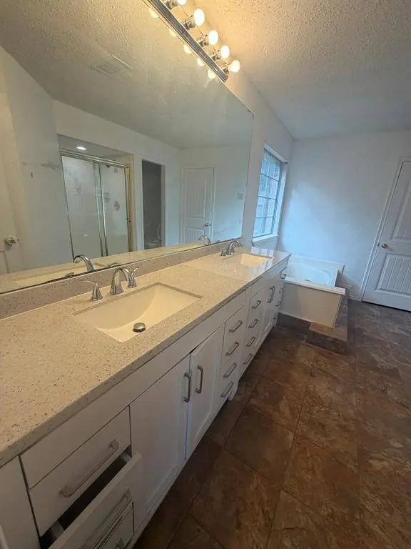 8305 Tallahassee Lane, Fort Worth, TX 76123