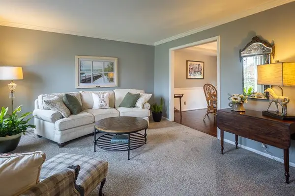 303 Town Square Circle, Cold Spring, KY 41076