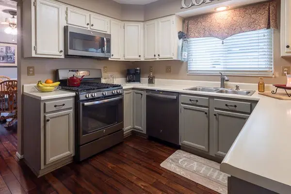 303 Town Square Circle, Cold Spring, KY 41076