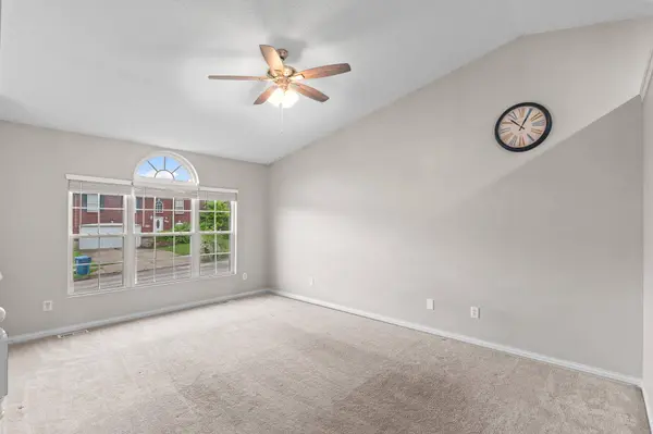 287 Redwood Drive, Dry Ridge, KY 41035
