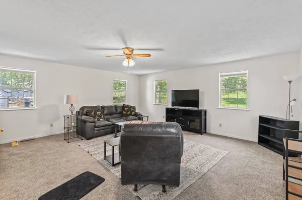 112 Valley Drive, Florence, KY 41042
