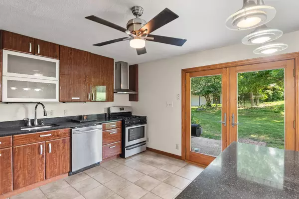 1468 N Bend Road, Hebron, KY 41048