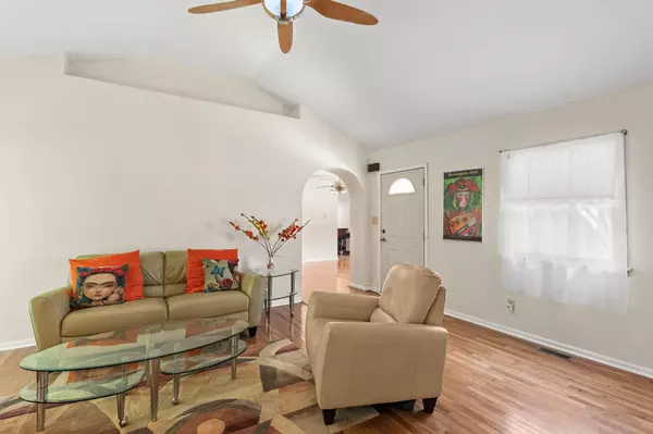 1468 N Bend Road, Hebron, KY 41048