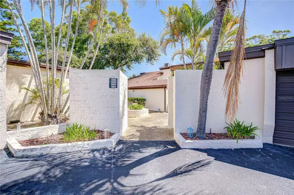 1881 N HERCULES AVE #1303, Clearwater, FL 33765