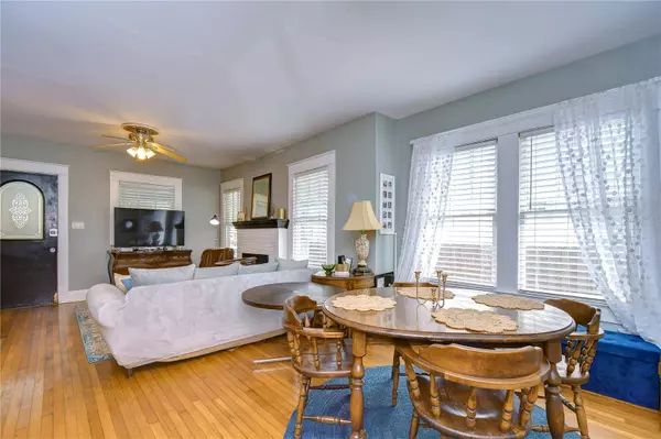 902 W COLUMBUS DR, Tampa, FL 33602