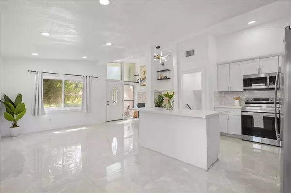 5115 16TH ST N, St Petersburg, FL 33703