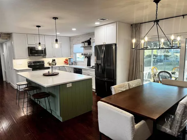 11600 75TH AVE, Seminole, FL 33772