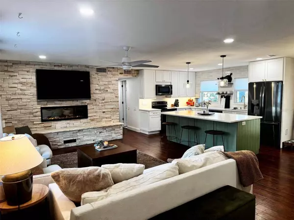 11600 75TH AVE, Seminole, FL 33772