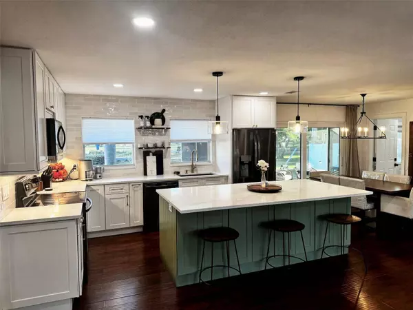 11600 75TH AVE, Seminole, FL 33772