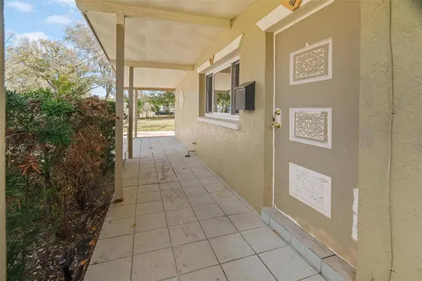 138 DAVISON AVE NE, St Petersburg, FL 33703