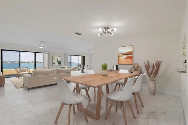 7540 SUNSHINE SKYWAY LN S #T35, St Petersburg, FL 33711