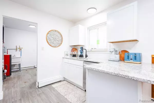 11028 FORD Avenue, Warren, MI 48089