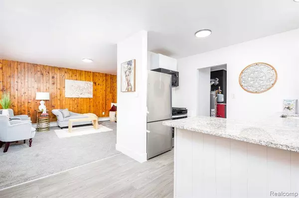 11028 FORD Avenue, Warren, MI 48089