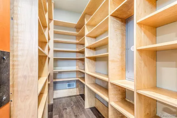 2685 Fry Road, Highland Twp, MI 48357