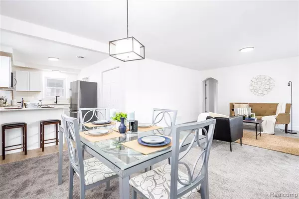 21430 Ridgedale Street, Oak Park, MI 48237