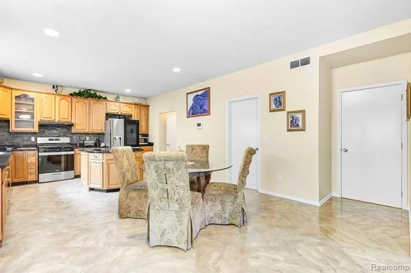 701 Montclair Street, Detroit, MI 48214