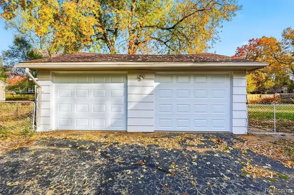 4340 Elmdale Avenue, Village Of Clarkston, MI 48346