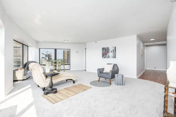 5000 Town CTR #2001, Southfield, MI 48075