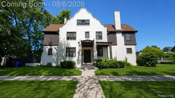1006 Parker ST